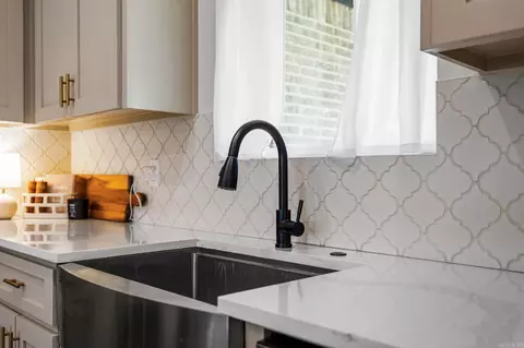 Kitchen - 123 Michelle Dr, Beebe, AR 72012 photo 4 of 4