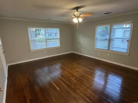 608 W 23rd Ave, Pine Bluff, AR 71603 photo 6