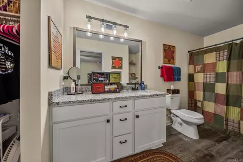 Bath - 1015 Okeefe Ave, Conway, AR 72032 photo 1 of 3