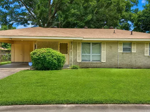Exterior - 1604 S Dakota, Pine Bluff, AR 71603 photo 2 of 4