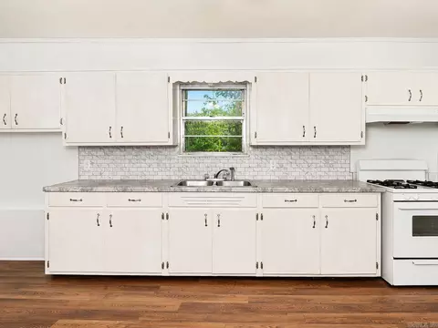 Kitchen - 1604 S Dakota, Pine Bluff, AR 71603 photo 3 of 3