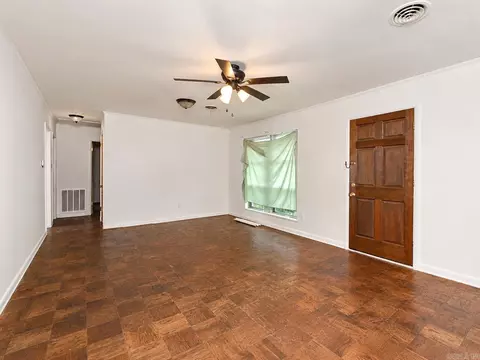 Living - 1604 S Dakota, Pine Bluff, AR 71603 photo 1 of 2