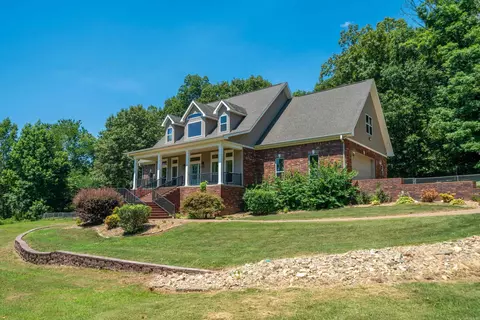 Exterior - 703 Beaver Lakes Rd, Malvern, AR 72104 photo 2 of 11