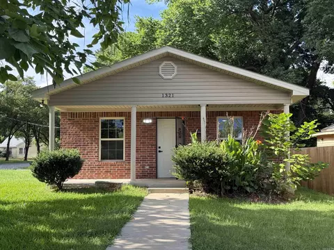 1321 W 23rd St, North Little Rock, AR 72114