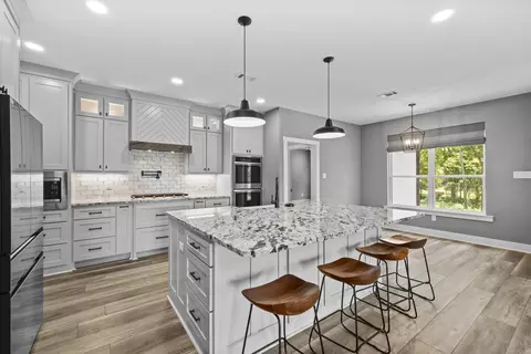 Kitchen - 35 Helen Cir, Austin, AR 72007 photo 1 of 5