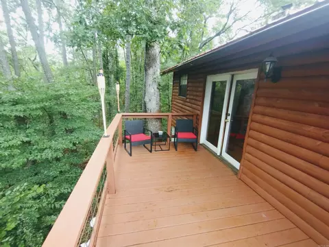 Exterior - 300 Arrow Head, Mountain View, AR 72560 photo 6 of 9