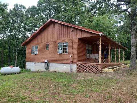 Exterior - 300 Arrow Head, Mountain View, AR 72560 photo 2 of 9