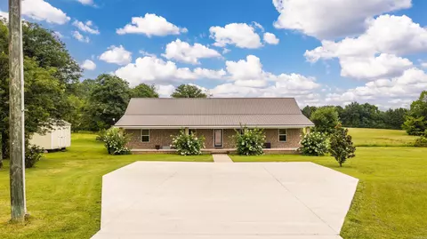 291 Mt Nebo Rd, Mount Vernon, AR 72111