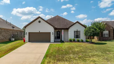 Exterior - 16 Oak Tree Cir, Conway, AR 72032 photo 1 of 12