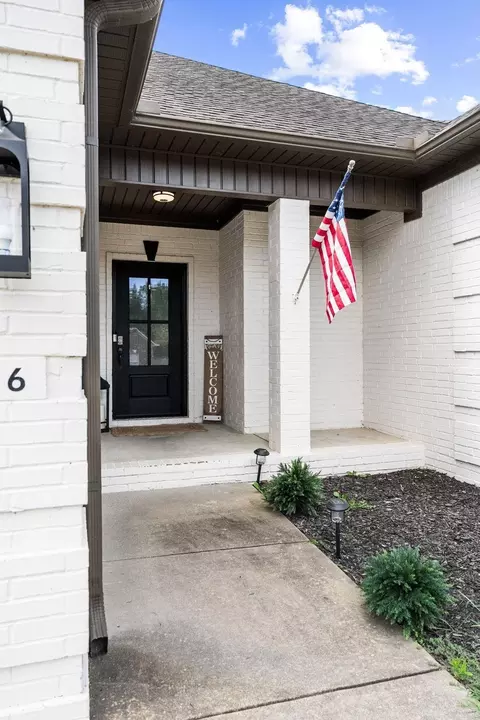 Exterior - 16 Oak Tree Cir, Conway, AR 72032 photo 2 of 12