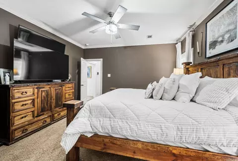 Bedroom - 16 Oak Tree Cir, Conway, AR 72032 photo 2 of 4