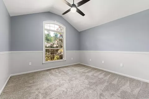Bedroom - 2902 Millbrook Dr, Benton, AR 72015 photo 8 of 9