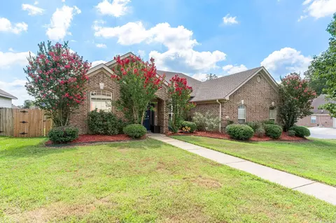 Exterior - 2902 Millbrook Dr, Benton, AR 72015 photo 2 of 6