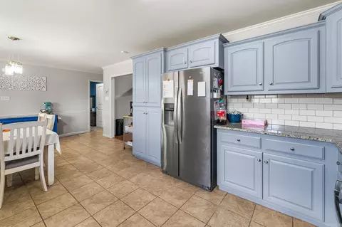 Kitchen - 2902 Millbrook Dr, Benton, AR 72015 photo 4 of 4