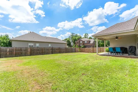 Exterior - 2902 Millbrook Dr, Benton, AR 72015 photo 6 of 6