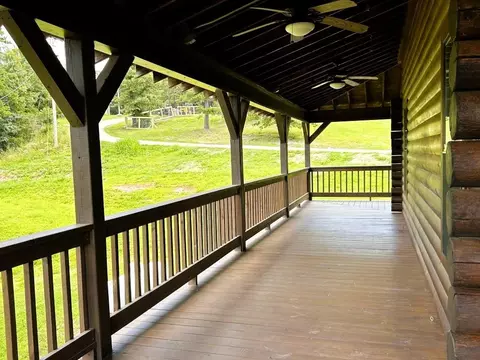 Exterior - 22 Sylamore Vis, Mountain View, AR 72560 photo 7 of 13