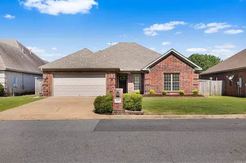 109 Danielle Cir, Maumelle, AR 72113