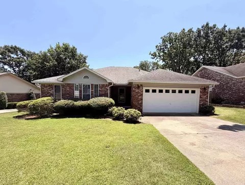 56 Ridgewell Rd, Sherwood, AR 72120