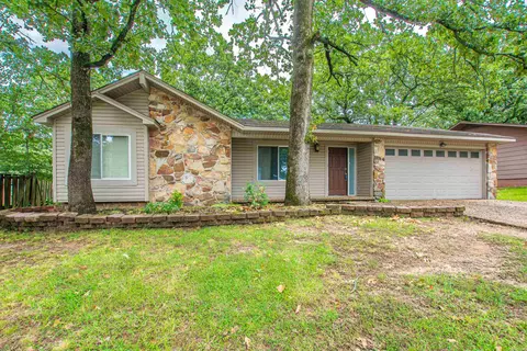 7404 Sagamore Dr, North Little Rock, AR 72116