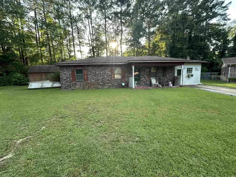 6 Hills Ct, Arkadelphia, AR 71923
