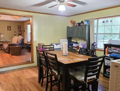 Dining - 309 Pitard Loop, Mountain View, AR 72560 photo 2 of 2