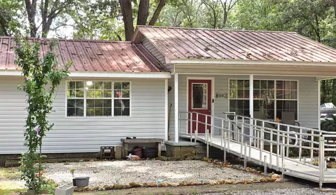 Exterior - 309 Pitard Loop, Mountain View, AR 72560 photo 2 of 7