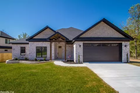 9649 Meadow Creek Dr, Sherwood, AR 72120