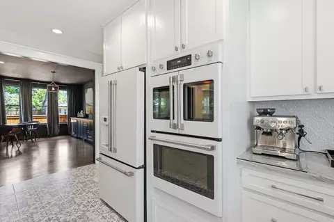 Kitchen - 1620 Robinson Ave, Conway, AR 72034 photo 5 of 8