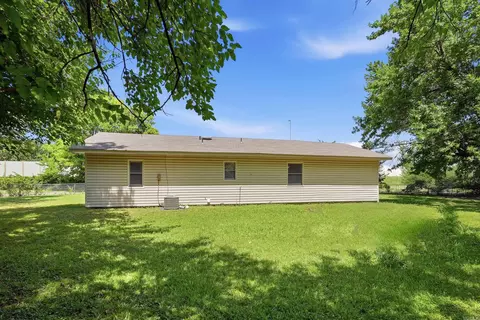 Exterior - 401 Durham St, Conway, AR 72032 photo 4 of 4