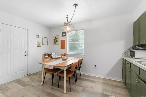 Dining - 401 Durham St, Conway, AR 72032 photo 2 of 2