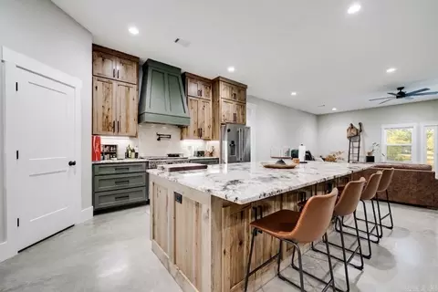 Kitchen - 86 Hwy 36, Conway, AR 72032 photo 3 of 5