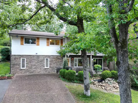 1926 Waterside Dr, North Little Rock, AR 72116