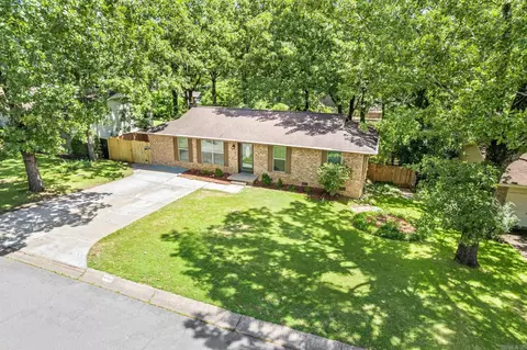6404 Hopi Dr, North Little Rock, AR 72116