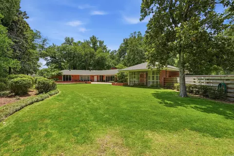 Exterior - 31 Longmeadow, Pine Bluff, AR 71603 photo 8 of 11