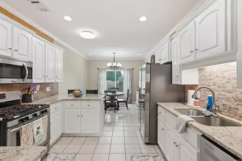 Kitchen - 35 Applewood Dr, Cabot, AR 72023 photo 1 of 4