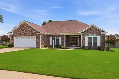 Exterior - 35 Applewood Dr, Cabot, AR 72023 photo 3 of 10
