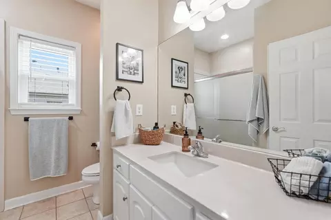 Bath - 35 Applewood Dr, Cabot, AR 72023 photo 4 of 5