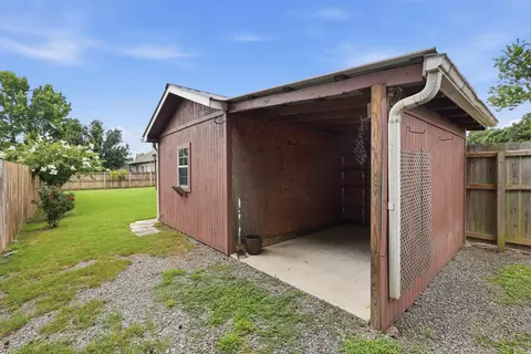 Exterior - 35 Applewood Dr, Cabot, AR 72023 photo 7 of 10