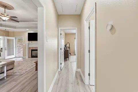 Entry Way - 35 Applewood Dr, Cabot, AR 72023 photo 4 of 4