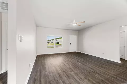 Living - 2280 Getty Dr, Conway, AR 72032 photo 3 of 4