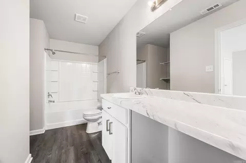 Bath - 2280 Getty Dr, Conway, AR 72032 photo 1 of 2
