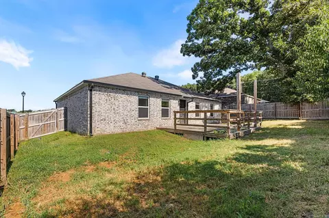 Exterior - 2280 Getty Dr, Conway, AR 72032 photo 7 of 8