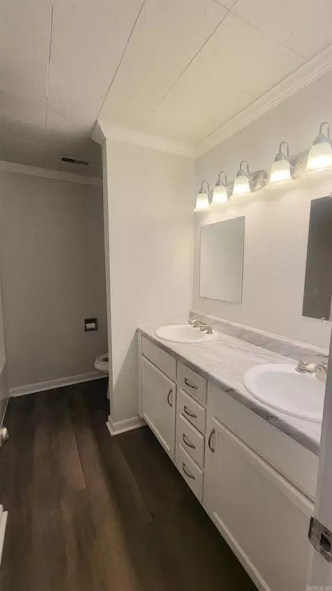Bath - 609 Liberty, Marked Tree, AR 72365 photo 1 of 3