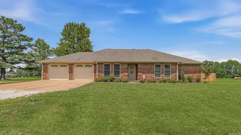 1214 Spring Grv, Paragould, AR 72450