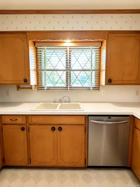 5500 Lakeshore Dr, Pine Bluff, AR 71603 photo 17