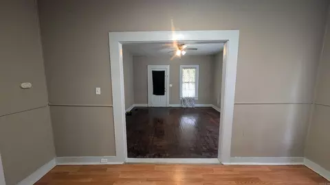 Living - 2115 Wright Ave, Benton, AR 72015 photo 2 of 4