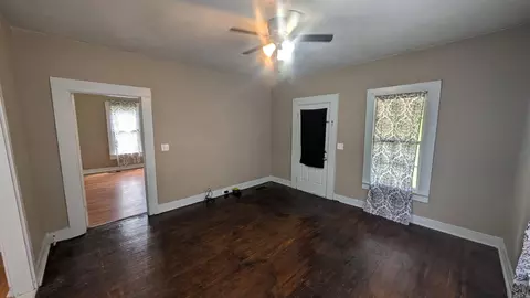 Living - 2115 Wright Ave, Benton, AR 72015 photo 3 of 4