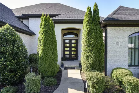 43 Falstone Dr, Little Rock, AR 72223