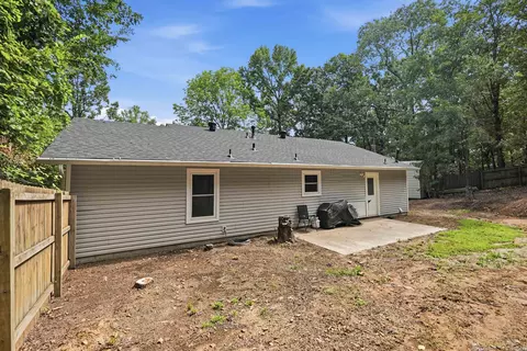 Exterior - 265 Sunny Gap Rd, Conway, AR 72032 photo 8 of 12