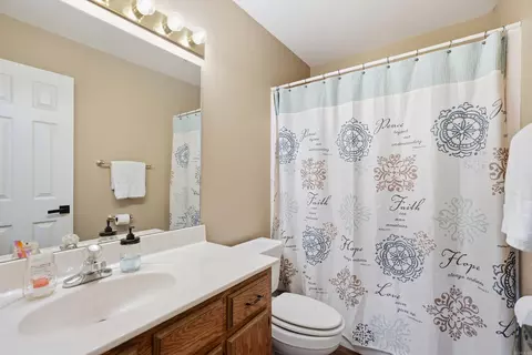 Bath - 265 Sunny Gap Rd, Conway, AR 72032 photo 1 of 2